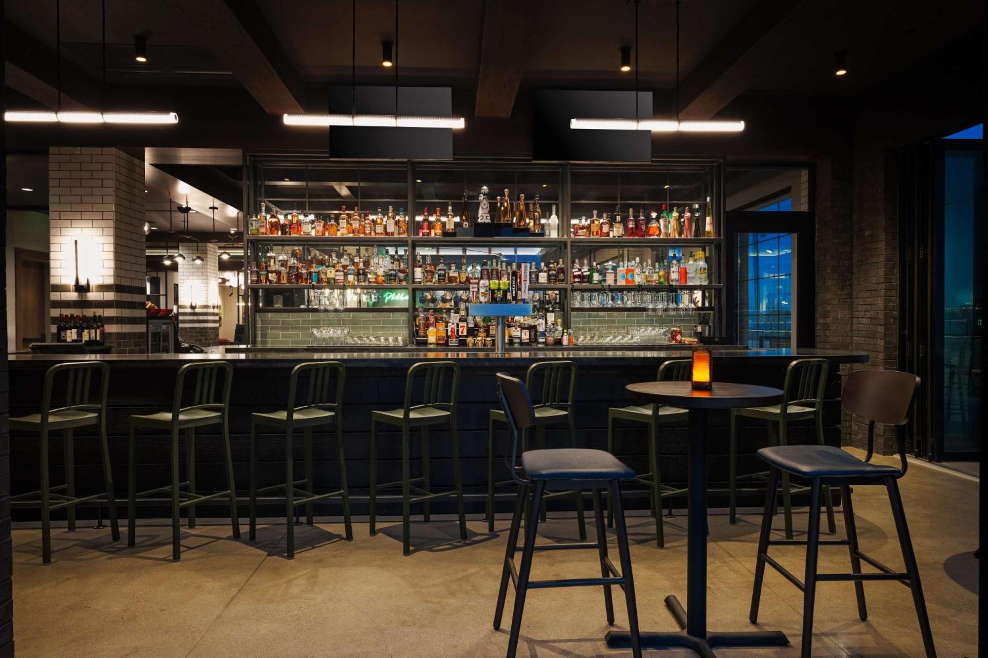 Hotel Nickel Plate Fishers, Tapestry Collection By Hilton מראה חיצוני תמונה