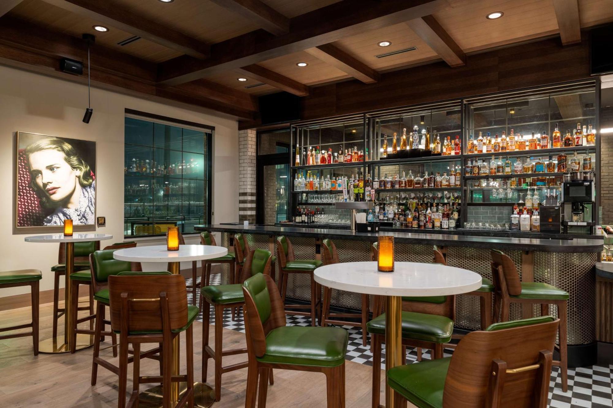 Hotel Nickel Plate Fishers, Tapestry Collection By Hilton מראה חיצוני תמונה